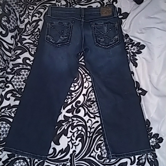 BKE Stella Capris - Picture 1 of 5